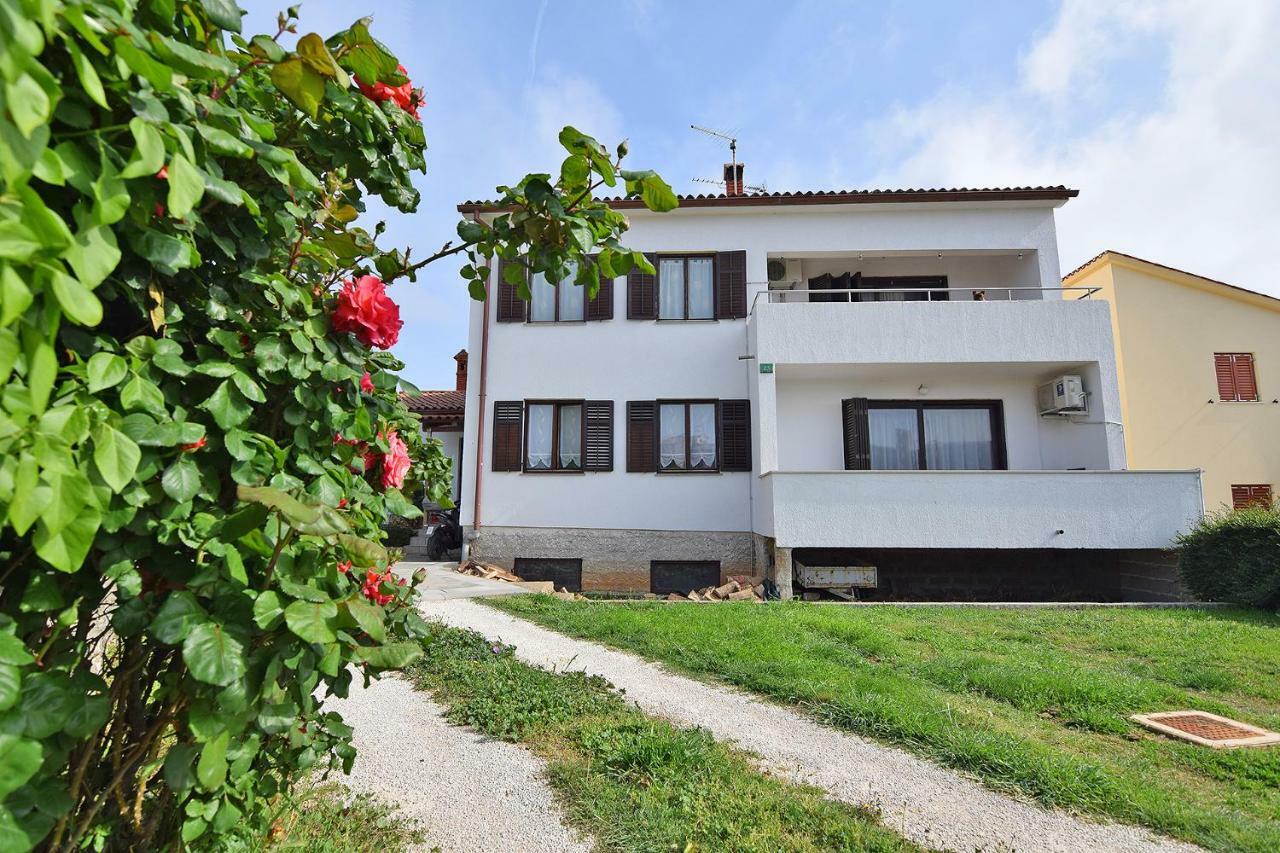 Apartment Madis & Free Bikes Pula Exterior foto